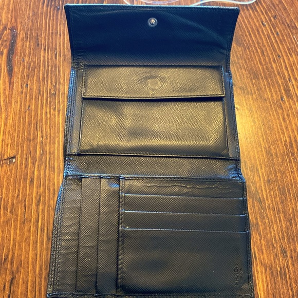 AUTHENTIC PRADA Tri Fold wallet. - Picture 5 of 6